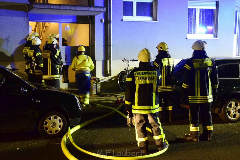 Feuer 2 Y Kellerbrand Koeln Ostheim Ruppinerstr P191.JPG - Miklos Laubert